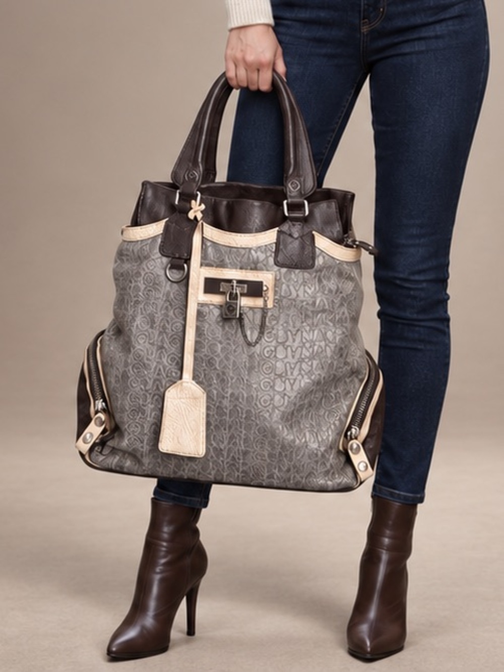 Marc by Marc Jacobs Large Metallic Silver Signature Leather Tote Bag Rare